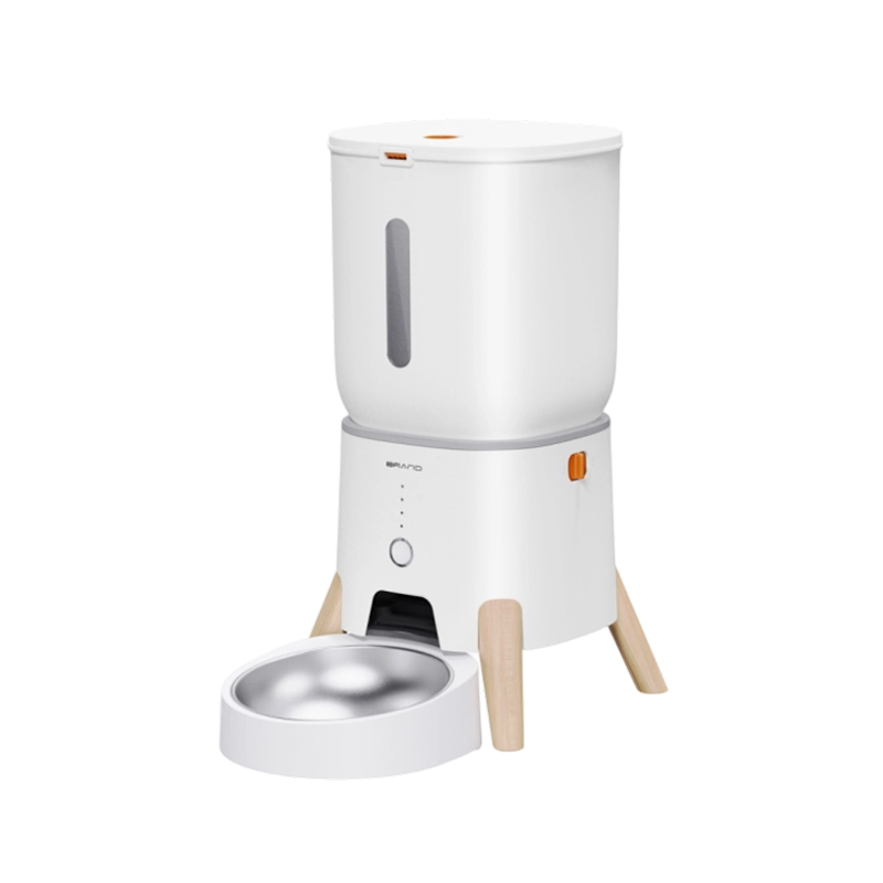 Remote-Controlled Awtomatikong Pet Feeder